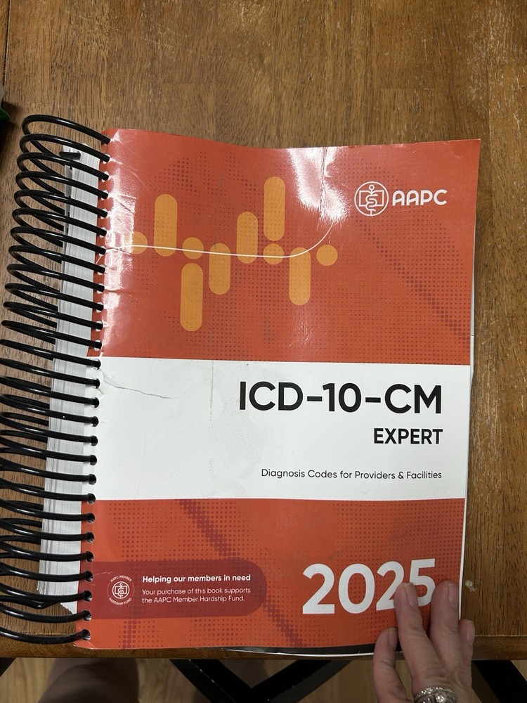 ICD-10-CM Expert Diagnosis Codes For Providers 2025 Spiral Bound by AAPC