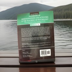 Handbook of Demonstrations and Activities Vol 2 in – Paperback, by Ware Mark E.