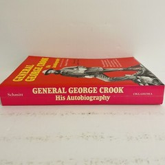 General George Crook His Autobiography Paperback Martin F. Schmitt 1986