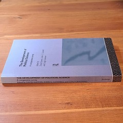 Development of Political Science : A Comparative Survey by Luigi Graziano