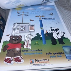 New Path Weather & Sky Early Childhood Science Flip Charts