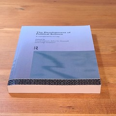 Development of Political Science : A Comparative Survey by Luigi Graziano