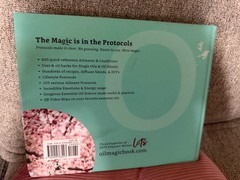 ADVANCED Oil Magic Essential Oils Reference Guide Aromatherapy & Natural Wellnes