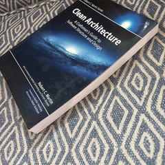 Robert C. Martin Ser.: Clean Architecture : A Craftsman’s Guide to Software…