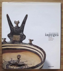 4 Art Book and Exhibition Catalogue Lot Confluencias Inside, John Walker, etc.