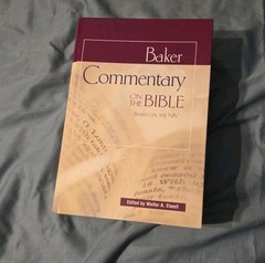 Baker Commentary on the Bible: NIV Edition – Very Good Hardcover