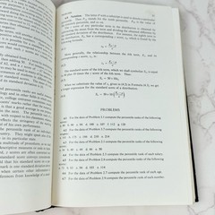 Statistics An Intuitive Approach by Weinberg & Schumaker (1967, 7th Print) HB