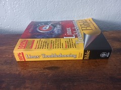 LINUX TROUBLESHOOTING BIBLE: Christopher Negus & Thomas Weeks (Paperback, 2004)