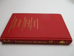 UNDERWATER MEDICINE by Stanley Miles & D.E. Mackay Granada Publishing 1977 HC