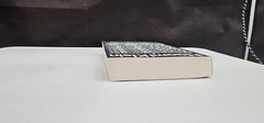 Doppelganger: A Trip Into the Mirror World – Naomi Klein, Picador, Paperback
