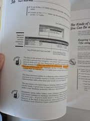 For Dummies Ser.: Oracle 7 by Dummies Technical Press Staff and Carol McCullough