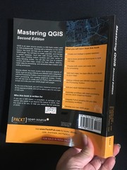 MASTERING QGIS Second Edition Beyond Basics & Step-by-step Examples NEW Textbook