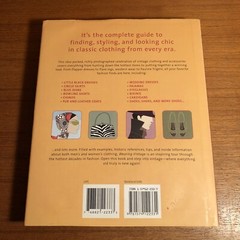 Wearing Vintage by Catherine Bardey – Black Dog 2002 Illustrated Hardcover