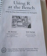Using R at the Bench: Step-By-Step Data Analytics for Biologists – 9781621821120