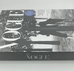 In Vogue: An Illustrated History of the World’s Most Famous Fashion Magazine NEW