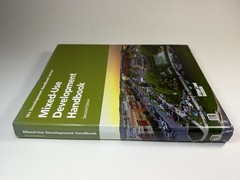 Mixed-Use Development Handbook (Development Handbook series) by Schwanke