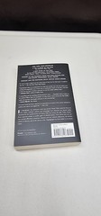 Doppelganger: A Trip Into the Mirror World – Naomi Klein, Picador, Paperback