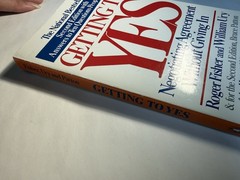 Getting to Yes Negotiating Agreement Without Giving In 2nd Ed 1991 PB Fisher Ury