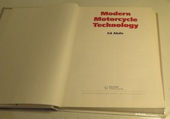 Modern Motorcycle Technology Edward Abdo Delmar Cengage Learning 2009 Barely Use