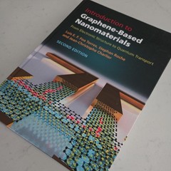 Introduction to Graphene-Based Nanomaterials : From Electronic Structure to…