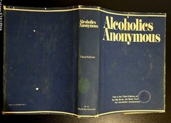 Alcoholics Anonymous HCDJ Third Edition 1983 Many Inscriptions & Hospital Insert