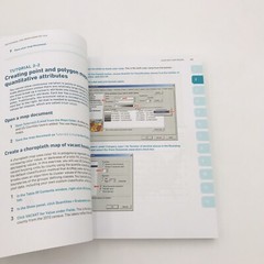 GIS Tutorial ArcGIS Desktop 10.8 Wilpen Gorr Kristen Kurland Paperback Esri 2020
