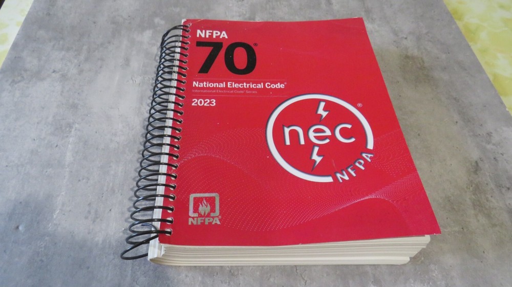 NFPA 70, National Electrical Code : 2023 Edition by National Fire Protection…