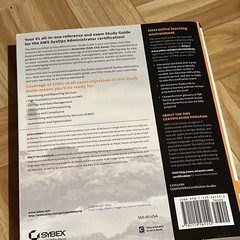 AWS CERTIFIED SYSOPS ADMINISTRATOR STUDY GUIDE: ASSOCIATE By Brett Mclaughlin VG