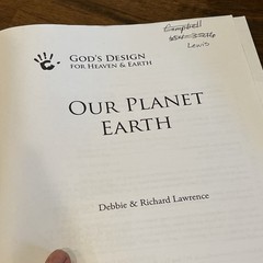 Our Planet Earth (God’s Design for Heaven & Earth) – Paperback – VERY GOOD