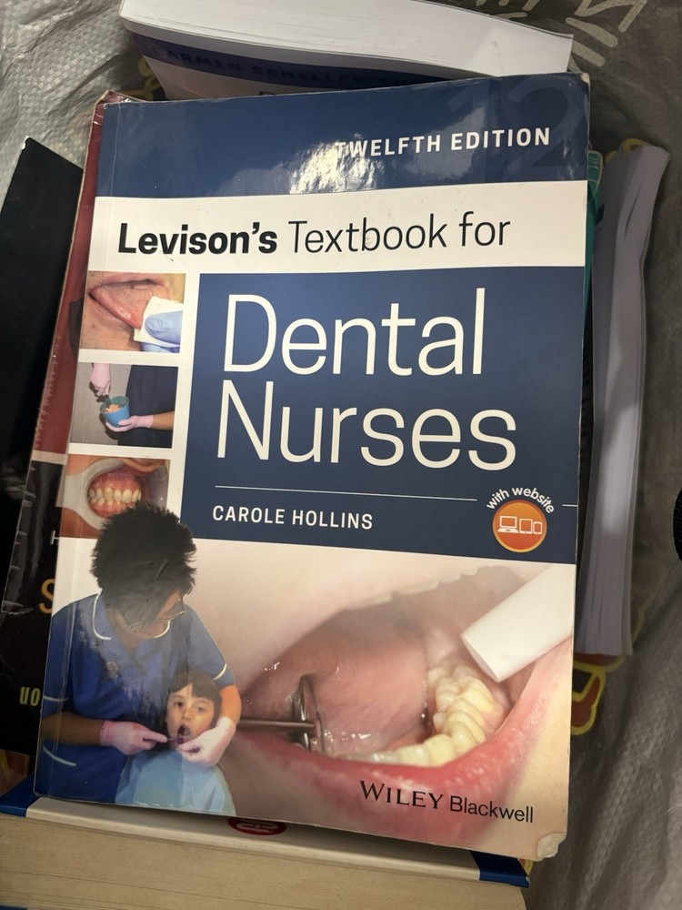 Levison’s Textbook for Dental Nurses by Carole Hollins (2019, Trade Paperback)