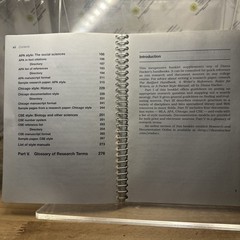 Research and Documentation in the Electronic Age 4 by Diana Hacker (2005, PB)