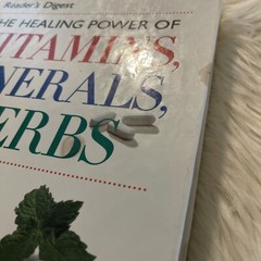 The Healing Power of Vitamins, Minerals, and Herbs Hardback Book