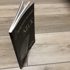 Treat Your Own Neck by Robin McKenzie (2011, Trade Paperback)