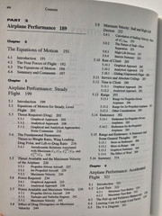 Aircraft Performance and Design: John D. Anderson 1999/Very Good (see photos:)