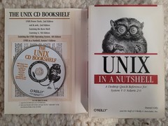 The UNIX CD Bookshelf, Version 2.0 by Inc. Staff O’Reilly and Associates