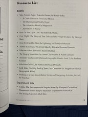 Noeo Science Physics 1 Set: Lab Manual, Instructor Guide, 6 Books & 5 Lab Kits