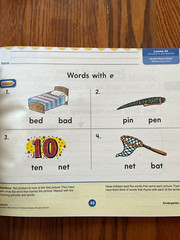 NEW Kindergarten Reading Book Workbook Reader’s Notebooks Vol. 1 & 2 Homeschool