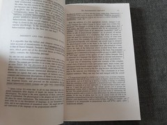 Approaches to Intentionality by William Lyons (1998, Uk-Trade Paper)