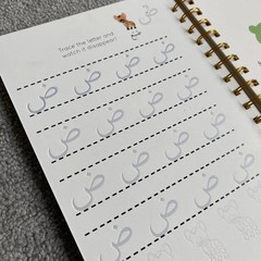 Hands On Arabic Alphabet CopyBook , Read, Write, Repeat by Anjum Vahora