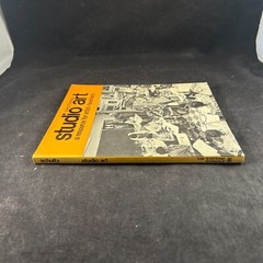 1973 STUDIO ART A RESOURSE FOR ARTIST TEACHERS BY LARRY T. SCHULTZ VTG BOOK