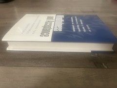 Mindfulness and Acceptance : Expanding the Cognitive-Behavioral 2004 Hardcover