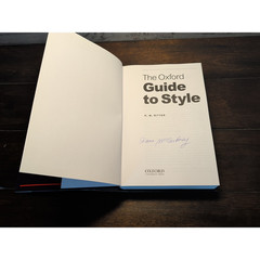 The New Oxford Style Manual by Oxford University Press