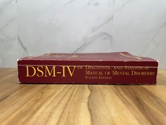 DSM-IV (4th ed) APA Diagnostic & Statistical Manual of Mental Disorders 1994 PB