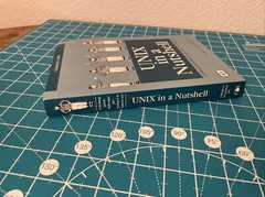 In a Nutshell (O’reilly) Ser.: UNIX : Desktop Quick Reference for System V…