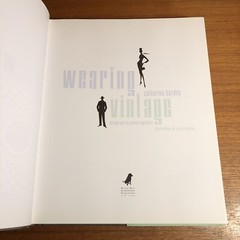 Wearing Vintage by Catherine Bardey – Black Dog 2002 Illustrated Hardcover