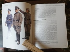 Hitler’s Elite : The SS 1939~45 First Edition First Print 2013