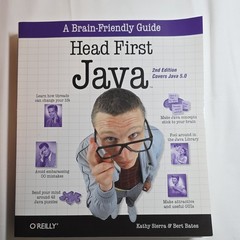 O’Reilly Head First Java Paperback by Sierra & Bates, 2nd Edition 2005