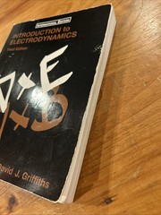 Introduction to Electrodynamics 3rd Ed Intl Ed by David J. Griffiths Paperback