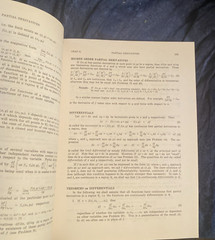 Vtg 1963 SCHAUM’S Theory & Problems of Advanced Calculus/Murray R. Spiegel- NICE