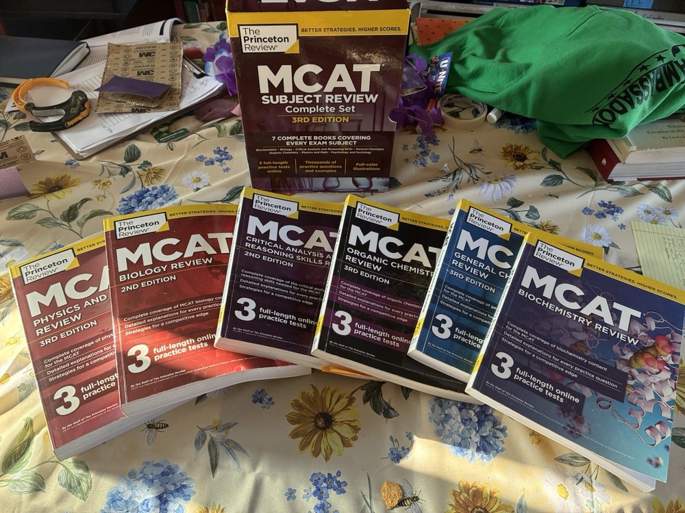 Princeton Review MCAT Review Complete Box Set Paperback, Revised edition)
